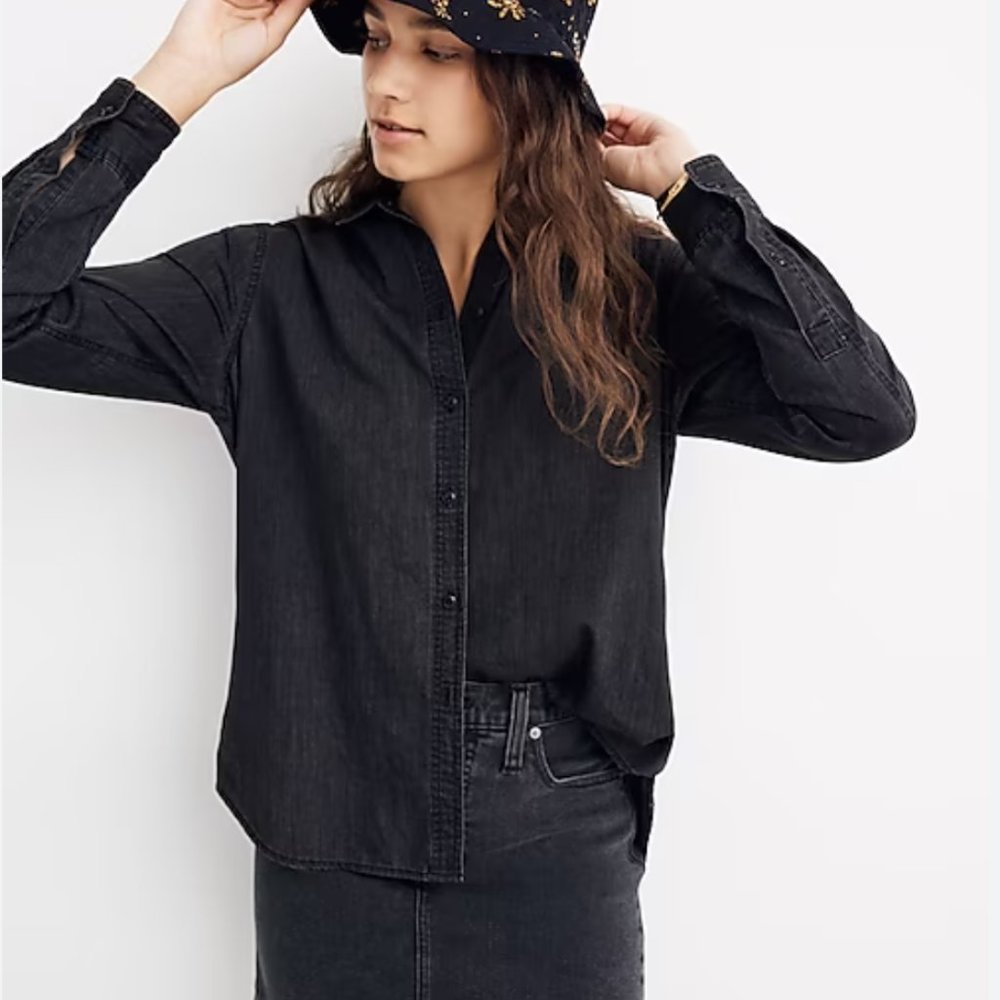 Madewell Button Down Long Sleeve Shirt in Lunar Wash